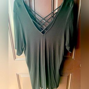 Torrid size 4 cross cross neck detail ribbed top